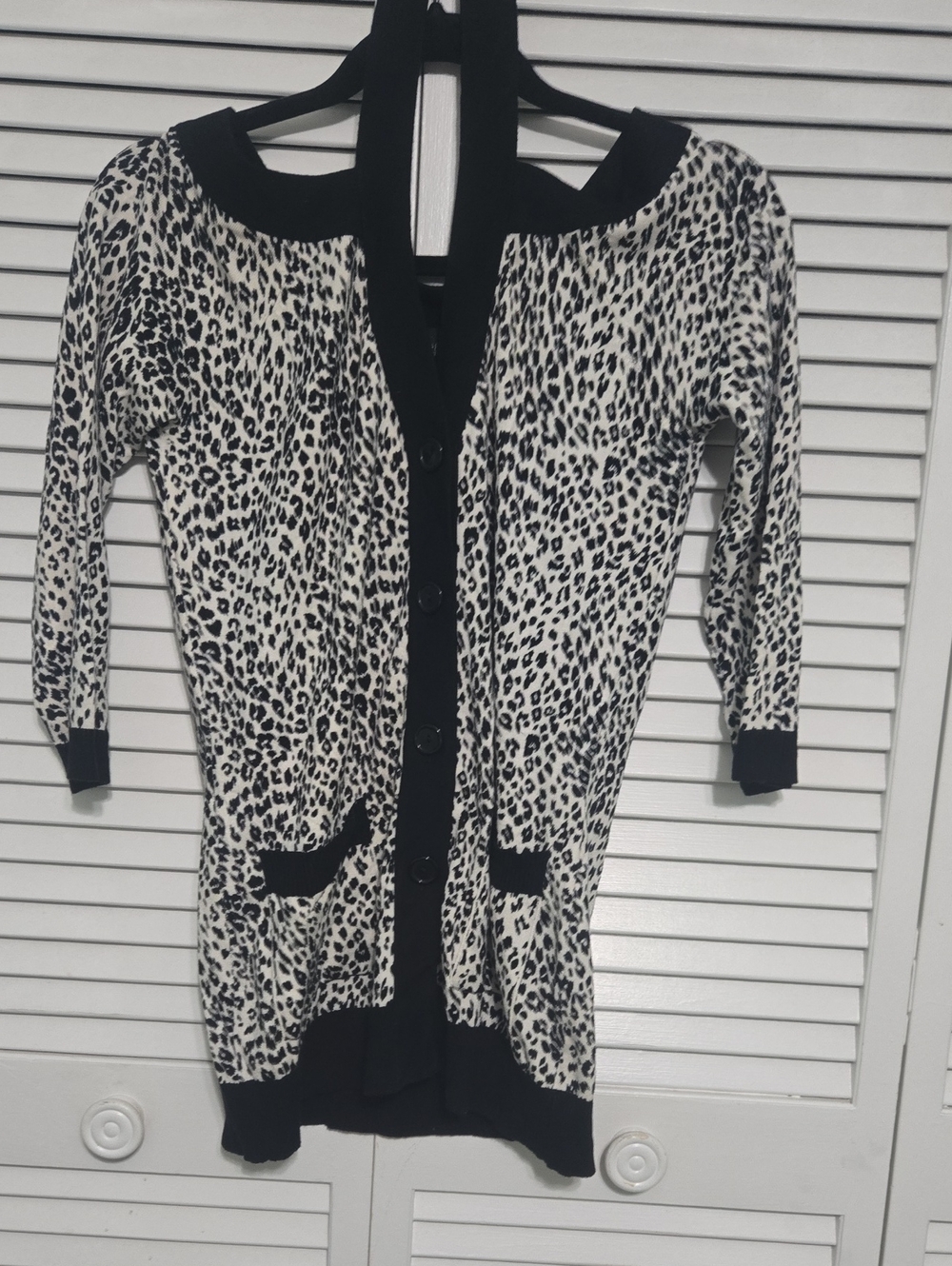 Colleen Lopez Leopard Cold Shoulder Button Front Cardigan Size Small
